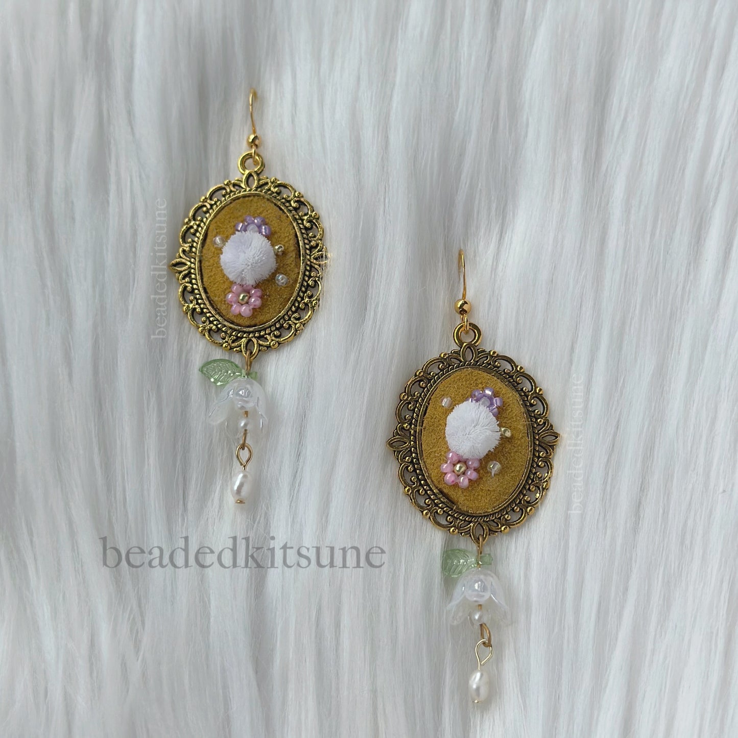 ‘Spring Fae Tufted Frames
