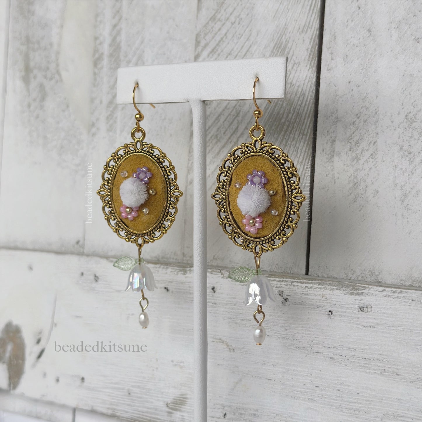 ‘Spring Fae Tufted Frames