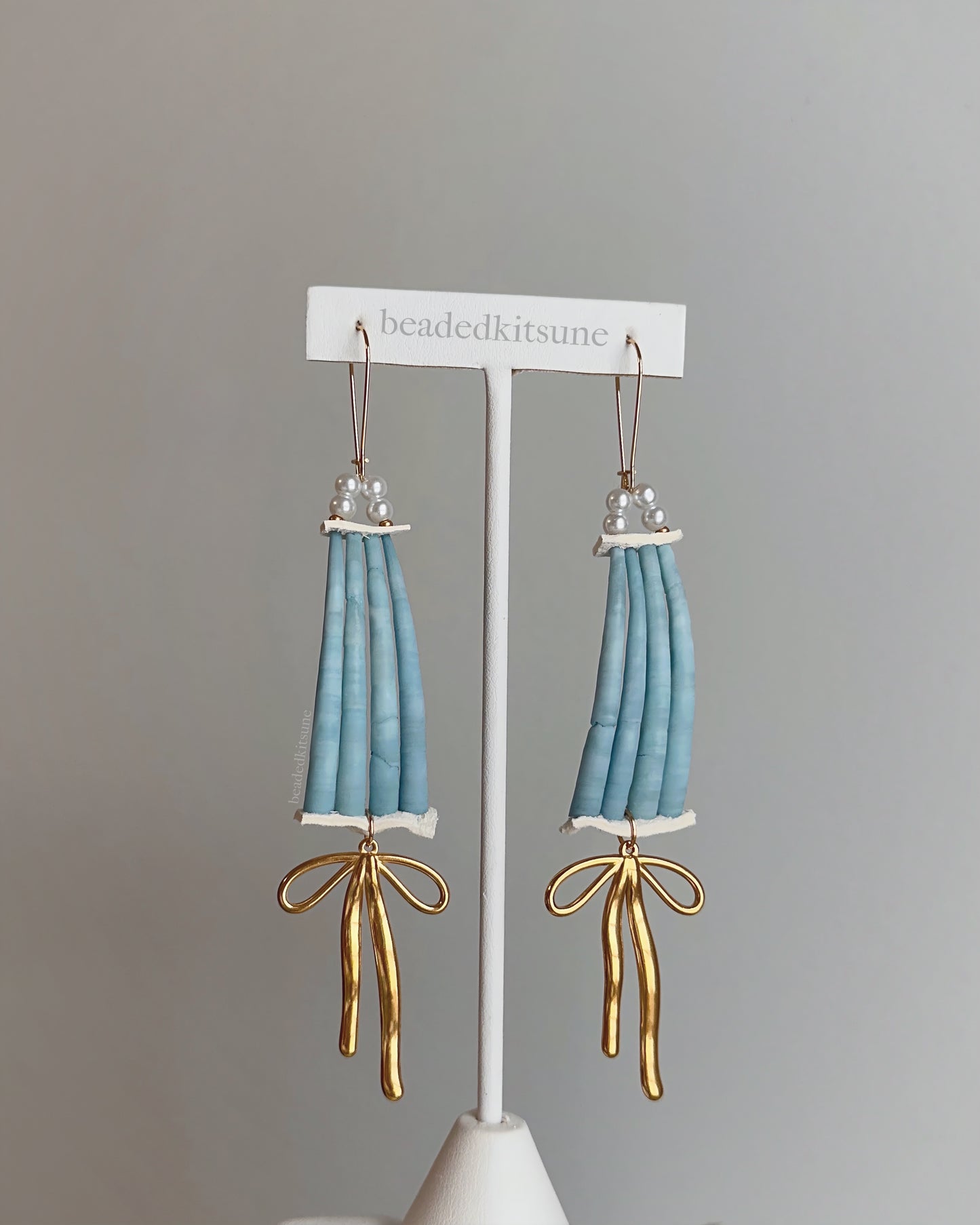 Blue Bowed Dentalium