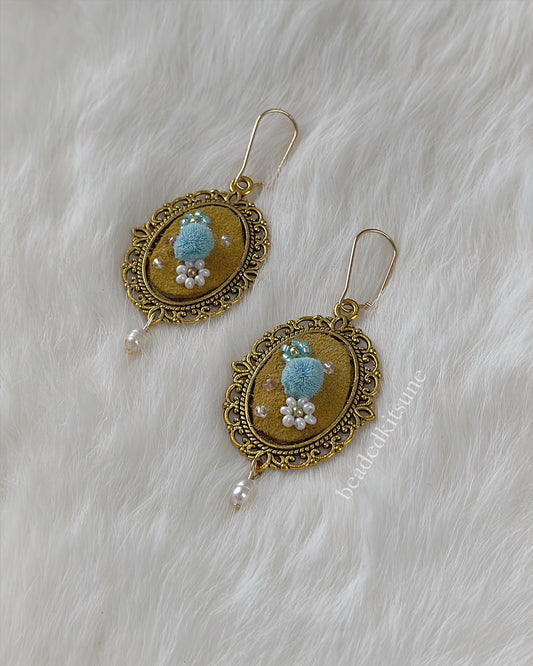 Bluebell Tufted Frames